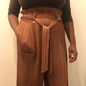Issey Miyake/Pleats Please pleaded cropped pant.